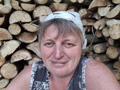 Любов Гапчук, гуцули, Карпати Любов Гапчук, гуцули, Карпати