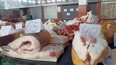 Вартість м’яса перед Великоднем: чи змінилися ціни на ринку в Житомирі Вартість м’яса перед Великоднем: чи змінилися ціни на ринку в Житомирі