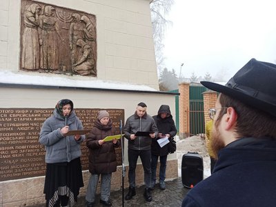 На мітингу вшанували пам'ять жертв погрому, який стався у лютому 1919 року, 13 лютого 2026 року, Хмельницький На мітингу вшанували пам'ять жертв погрому, який стався у лютому 1919 року, 13 лютого 2026 року, Хмельницький