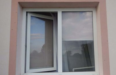 вікно, відчинене вікно, хата вікно, відчинене вікно, хата