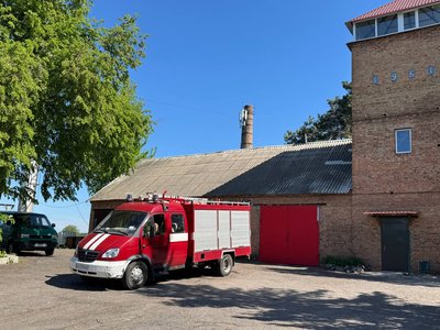 У селі на Черкащині три жінки долучились до добровільної пожежної команди У селі на Черкащині три жінки долучились до добровільної пожежної команди