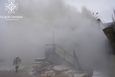 В Одесі у непрацюючому кафе на узбережжі сталася пожежа: загинув чоловік В Одесі у непрацюючому кафе на узбережжі сталася пожежа: загинув чоловік
