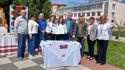 Погасили марку, Роман Завадович, погашення марки, Тернопільщина, квітень 2025 Погасили марку, Роман Завадович, погашення марки, Тернопільщина, квітень 2025