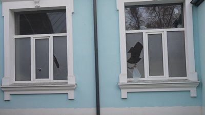 Російський безпілотник начинений шрапнеллю вибухнув у середмісті Сум Російський безпілотник начинений шрапнеллю вибухнув у середмісті Сум