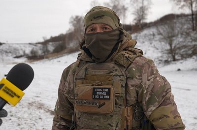 “Тут такий адреналін”: 61 окрема механізована степова бригада провела вишкіл для цивільних на Сумщині