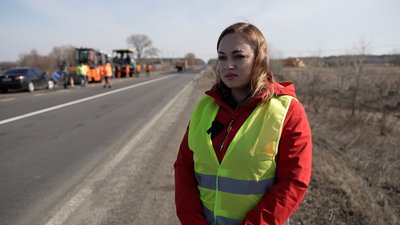 Грошей на поточний ремонт місцевих доріг на Чернігівщині немає: з чим це пов'язано та що кажуть водії про стан доріг Грошей на поточний ремонт місцевих доріг на Чернігівщині немає: з чим це пов'язано та що кажуть водії про стан доріг