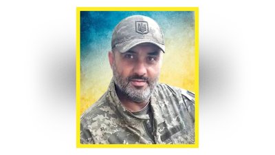 На Чернігівщині попрощалися з бійцями Олексієм Лисенком та Романом Мицу На Чернігівщині попрощалися з бійцями Олексієм Лисенком та Романом Мицу