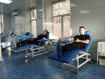 "Я здаю кров для ЗСУ": у Полтаві провели всеукраїнську акцію донорства "Я здаю кров для ЗСУ": у Полтаві провели всеукраїнську акцію донорства