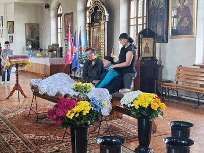 Захисник загинув на Сумському напрямку внаслідок вибуху керованої авіабомби Захисник загинув на Сумському напрямку внаслідок вибуху керованої авіабомби