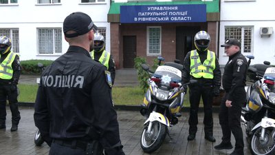 У Рівному вперше запрацював мотопатруль У Рівному вперше запрацював мотопатруль