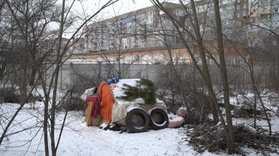 Врятувати від морозу: як соціальний патруль шукає бездомних у Кропивницькому Врятувати від морозу: як соціальний патруль шукає бездомних у Кропивницькому