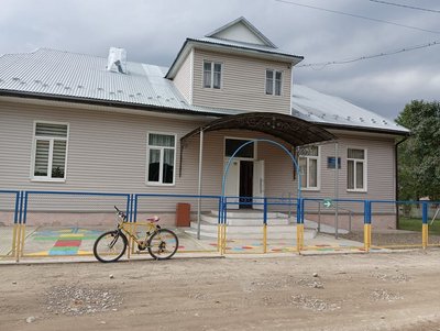Яблуницька гімназія Яблуницька гімназія
