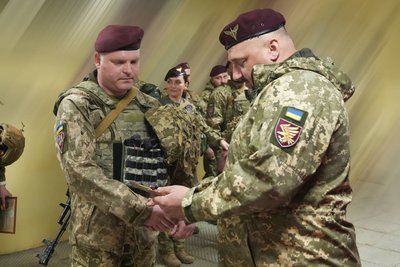50 воїнів житомирської 95-ї бригади отримали державні нагороди 50 воїнів житомирської 95-ї бригади отримали державні нагороди