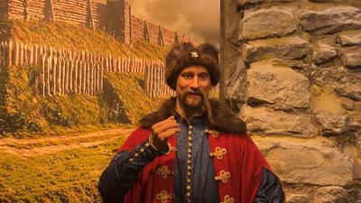 Воскова фігура козака, завдяки якій представлено типовий образ мешканця Козацької держави Воскова фігура козака, завдяки якій представлено типовий образ мешканця Козацької держави
