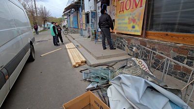 "Це була найбільша атака на Корюківку": очевидці розповіли, як 18 російських безпілотників атакували місто "Це була найбільша атака на Корюківку": очевидці розповіли, як 18 російських безпілотників атакували місто