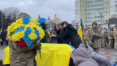 З військовим Олексієм Андросюком попрощалися у Рівному З військовим Олексієм Андросюком попрощалися у Рівному