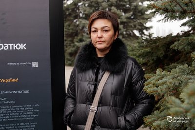 У Самарському районі Дніпра відкрили другу частину меморіального проєкту "Історії Героїв" У Самарському районі Дніпра відкрили другу частину меморіального проєкту "Історії Героїв"