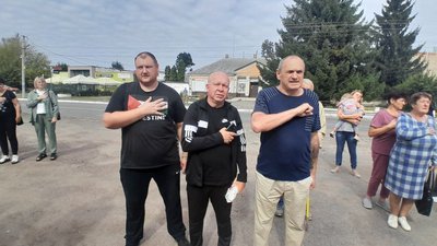 У громаді на Житомирщині люди проводять збори, щоб перейти до ПЦУ