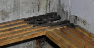 Сміття, сморід, крики та бездомні: дніпряни скаржаться на стан модульних укриттів. Що кажуть у міськраді та експерти Сміття, сморід, крики та бездомні: дніпряни скаржаться на стан модульних укриттів. Що кажуть у міськраді та експерти