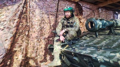 Військовослужбовець артилерист 60-ї окремої механізованої Інгулецької бригади "Рижий" Донецька область Військовослужбовець артилерист 60-ї окремої механізованої Інгулецької бригади "Рижий" Донецька область