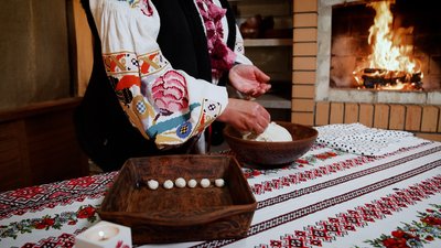 Кулінарний спадок. Бобальки — страва, яку готували чеські переселенці на Рівненщині Кулінарний спадок. Бобальки — страва, яку готували чеські переселенці на Рівненщині