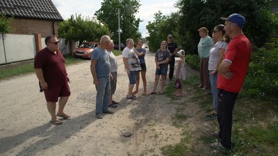 «Якщо водоканал думає, що ми поливаємо, то до нас вода просто не доходить»: у кропивницькому мікрорайоні впав тиск води «Якщо водоканал думає, що ми поливаємо, то до нас вода просто не доходить»: у кропивницькому мікрорайоні впав тиск води