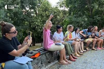 Співали й збирали донати: в Одесі відбулася акція на підтримку військового Співали й збирали донати: в Одесі відбулася акція на підтримку військового