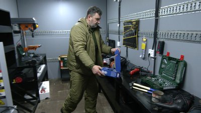 Волонтери закупили необхідні інструменти та облаштували фургон-СТО, лютий 2026 року, Хмельниччина Волонтери закупили необхідні інструменти та облаштували фургон-СТО, лютий 2026 року, Хмельниччина