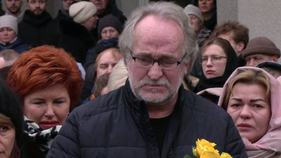 У Рівному попрощалися з з актором та бійцем Володимиром Федінчуком У Рівному попрощалися з з актором та бійцем Володимиром Федінчуком