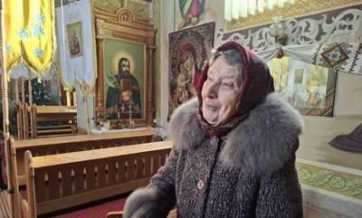 жінка, церква, храм, парафія, чистилів жінка, церква, храм, парафія, чистилів
