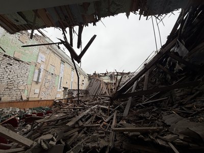 "Сидимо на пороховій бочці". Як живуть у прифронтовій Катеринівці на Дніпропетровщині "Сидимо на пороховій бочці". Як живуть у прифронтовій Катеринівці на Дніпропетровщині