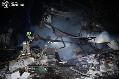 Нічна дронова атака РФ на Одещину: є постраждалий, пошкоджено портову інфраструктуру