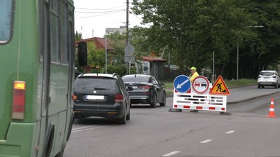 Облаштують три смуги: у Львові триває ремонт дороги на вулиці Шевченка Облаштують три смуги: у Львові триває ремонт дороги на вулиці Шевченка