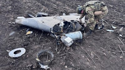 На Кіровоградщині вибухотехніки знищили бойову частину збитого російського дрона На Кіровоградщині вибухотехніки знищили бойову частину збитого російського дрона