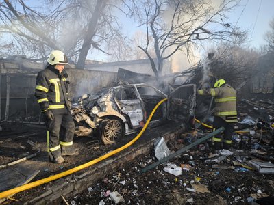 Росіяни вдарили "Іскандер-М" по критичній інфраструктурі у Київському районі Харкова: що відомо Росіяни вдарили "Іскандер-М" по критичній інфраструктурі у Київському районі Харкова: що відомо