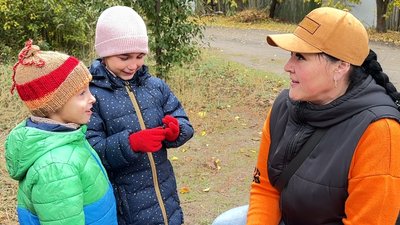 “Не поїду, бо тут мої люди”. Волонтерка з Донеччини допомагає нужденним “Не поїду, бо тут мої люди”. Волонтерка з Донеччини допомагає нужденним