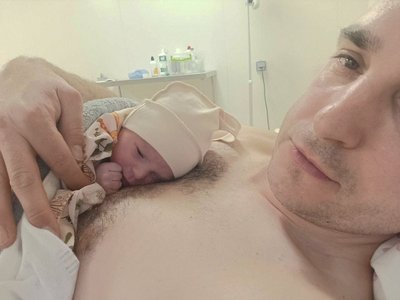 Юрій Балацко з Чернівців втретє став батьком у 40 років Юрій Балацко з Чернівців втретє став батьком у 40 років