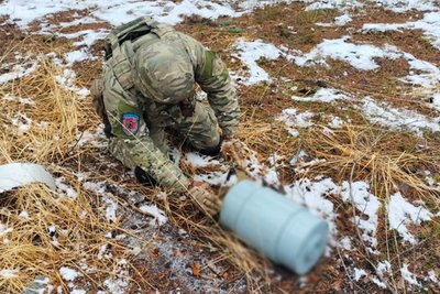На Житомирщині знайшли нерозірвану бойову частину російського БпЛА На Житомирщині знайшли нерозірвану бойову частину російського БпЛА