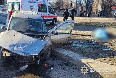 Загинув на місці: у Черкасах на бульварі Шевченка сталася смертельна ДТП Загинув на місці: у Черкасах на бульварі Шевченка сталася смертельна ДТП