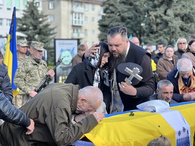 З військовим Ярославом Стрихарчуком попрощалися у Рівному З військовим Ярославом Стрихарчуком попрощалися у Рівному