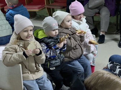 Бомбосховище на 800 людей: як місто енергетиків на Буковині переживає повітряні атаки