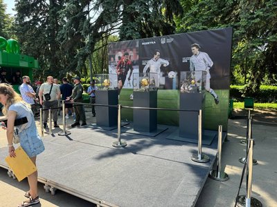 Вінничани можуть побачити "Золоті м’ячі" українських зірок футболу Вінничани можуть побачити "Золоті м’ячі" українських зірок футболу