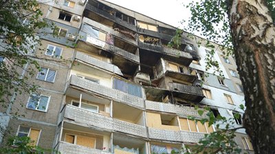У квартирах черкаської багатоповерхівки не почали ремонтні роботи через два місяці після влучання БпЛА У квартирах черкаської багатоповерхівки не почали ремонтні роботи через два місяці після влучання БпЛА