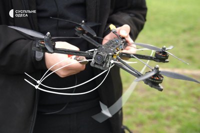 "Це найбільш перспективна військова професія": як готують пілотів FPV-дронів в Одесі "Це найбільш перспективна військова професія": як готують пілотів FPV-дронів в Одесі