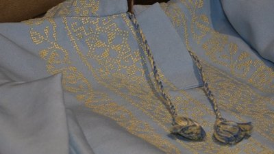 Вишиває на зустрічах і в чергах: історія житомирянки про своє захоплення Вишиває на зустрічах і в чергах: історія житомирянки про своє захоплення
