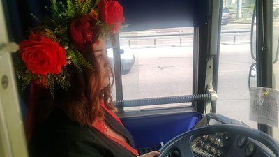 водійка тролейбуса переселенка Бахмут Валерія Пікуліна День вишиванки Дніпро водійка тролейбуса переселенка Бахмут Валерія Пікуліна День вишиванки Дніпро