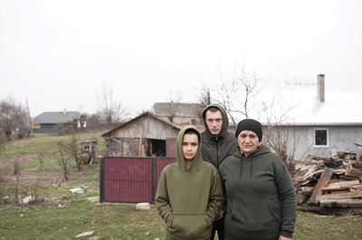 Сім'я полеглої військової з Буковини сім місяців не могла оформити допомогу від держави: пояснюємо чому Сім'я полеглої військової з Буковини сім місяців не могла оформити допомогу від держави: пояснюємо чому