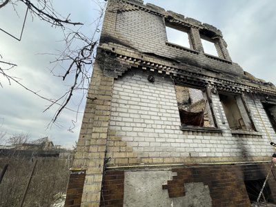 "Тато, я тобі допоможу відбудувати" — як відновлюється звільнене на весні село Мощун "Тато, я тобі допоможу відбудувати" — як відновлюється звільнене на весні село Мощун