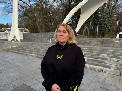 У Вінниці пройшла хвилина мовчання в пам'ять про оборонця Дмитра Яременка У Вінниці пройшла хвилина мовчання в пам'ять про оборонця Дмитра Яременка