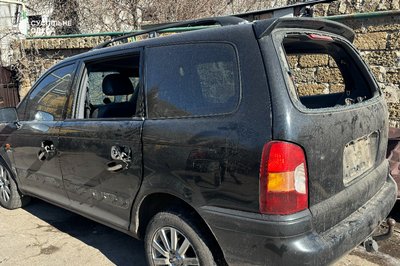 Пошкоджено житловий будинок: фото наслідків дронової атаки РФ на Одещину Пошкоджено житловий будинок: фото наслідків дронової атаки РФ на Одещину